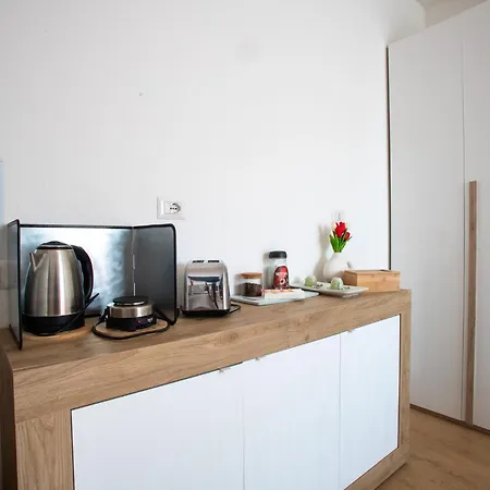 Blue's Place - Vicino Stazione Chiasso Como